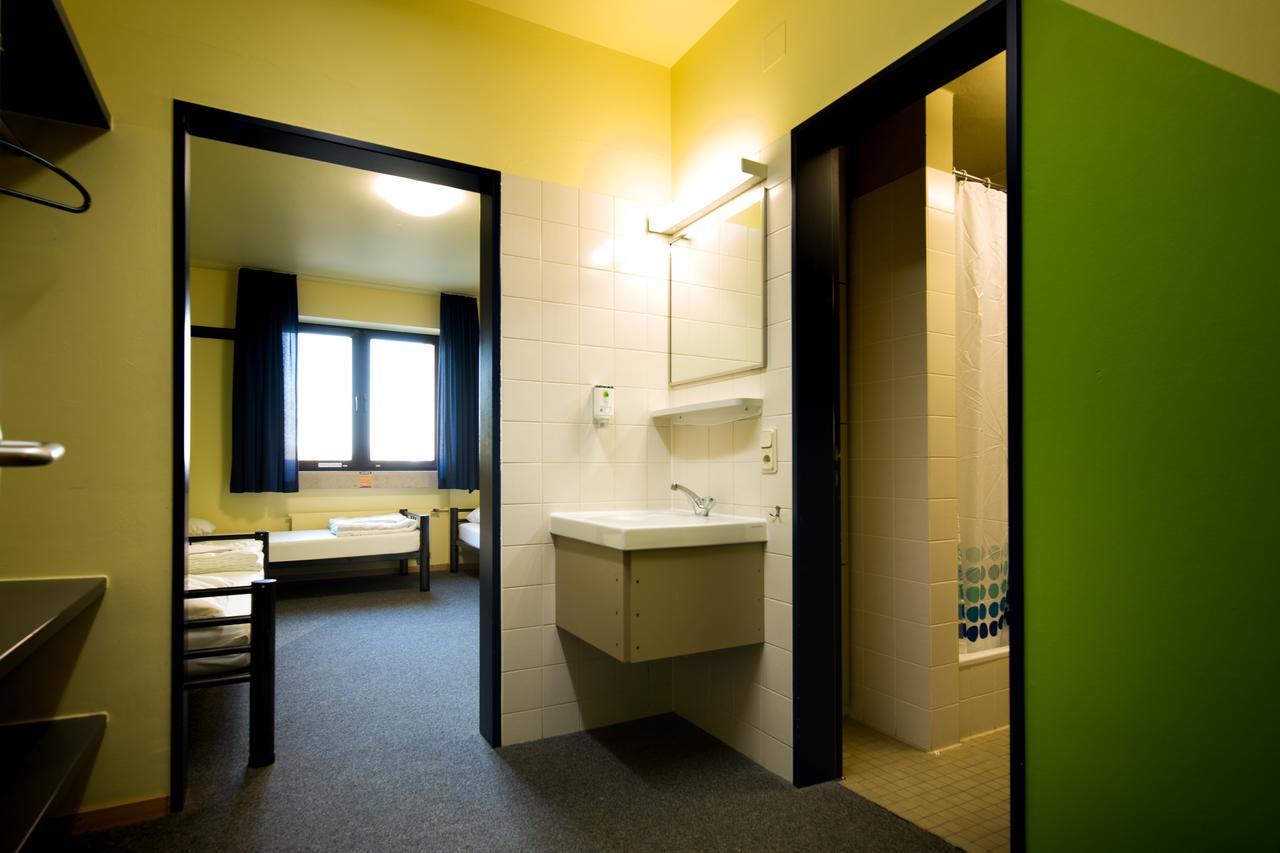 Youtel Jugendhotel Бітбург Екстер'єр фото